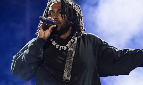 Kendrick Lamar was the big winner at the BET Hip Hop Awards; full list of winners inside: HuntrMania