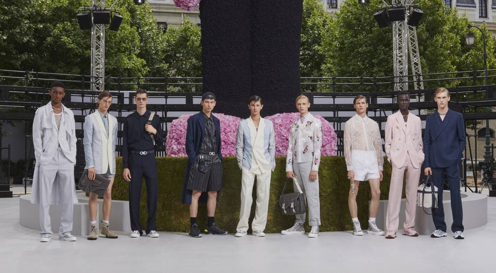 Kim Jones Unveils Dior Men's Summer 2024 Collection: A Fusion of Heritage and Innovation